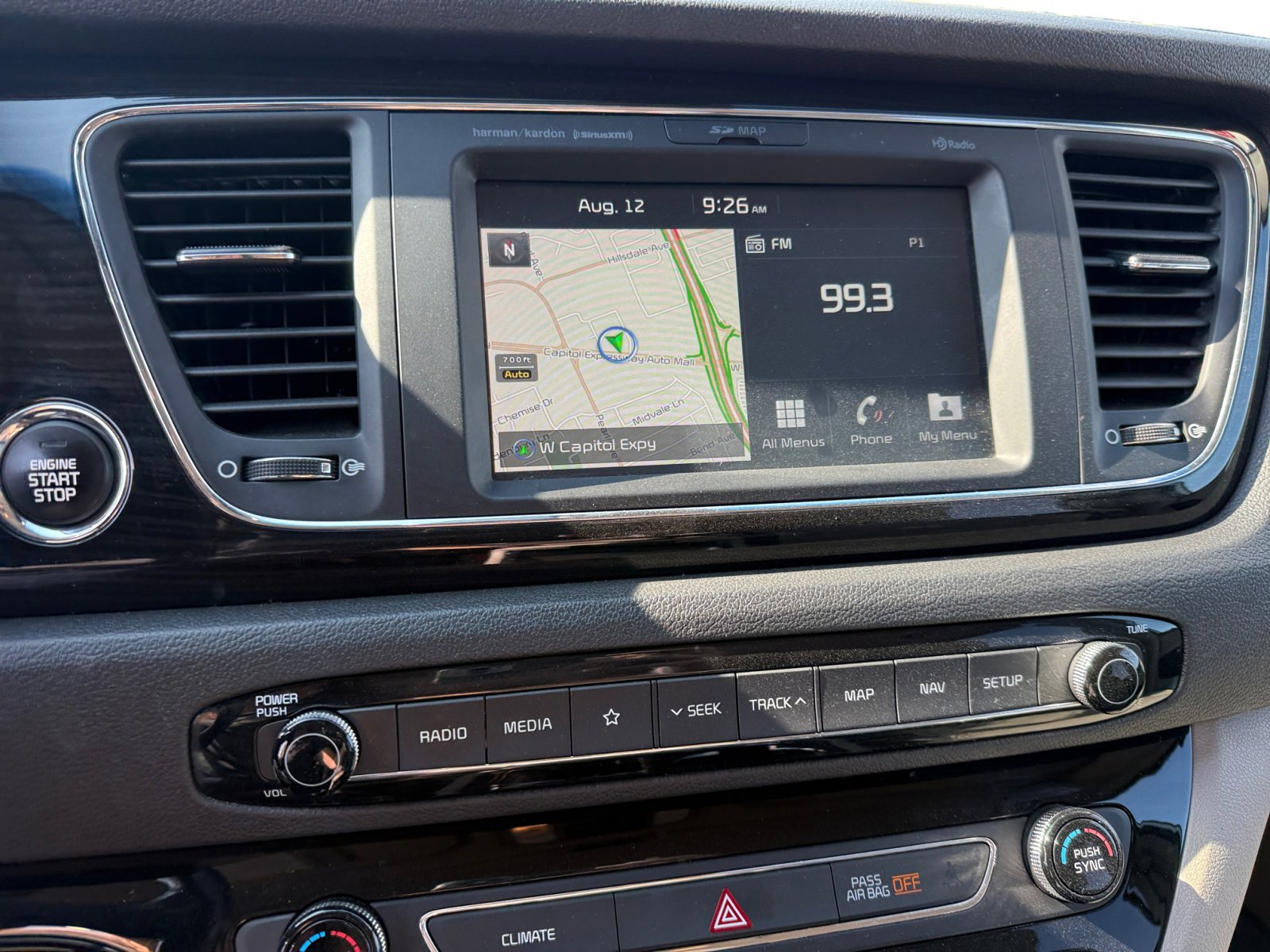 2020 Kia Sedona SX photo 11