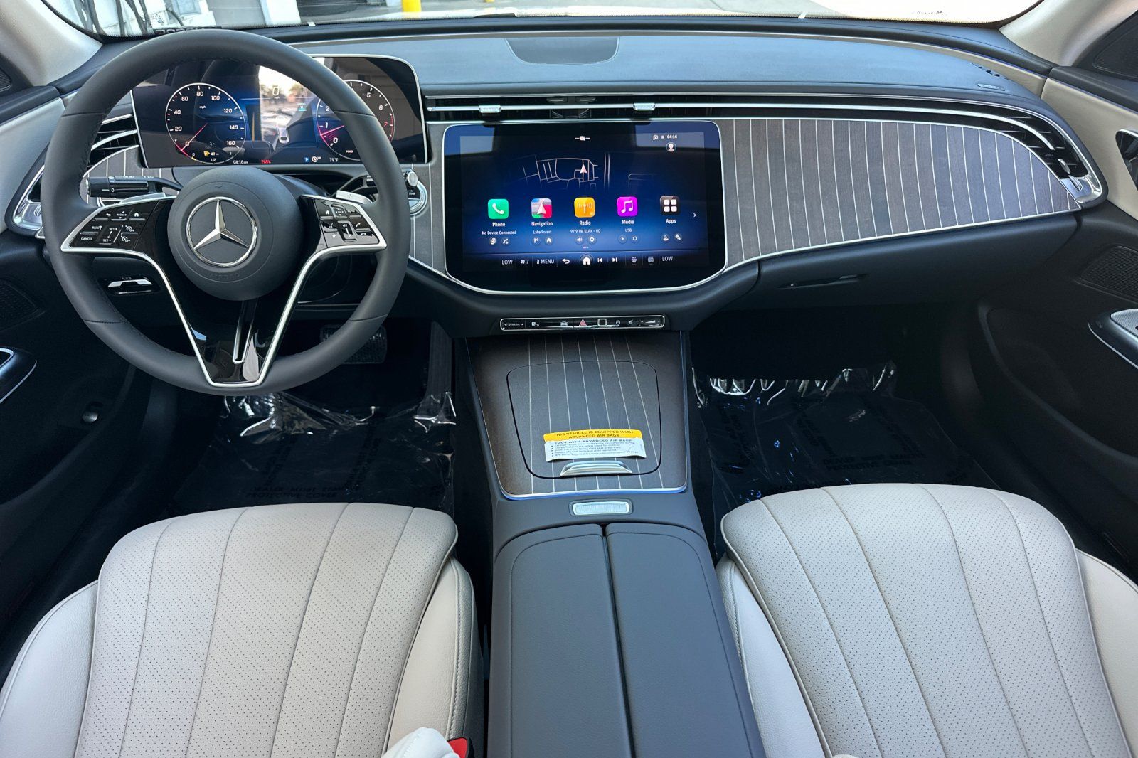 2025 Mercedes Benz E 350 Sedan photo 3
