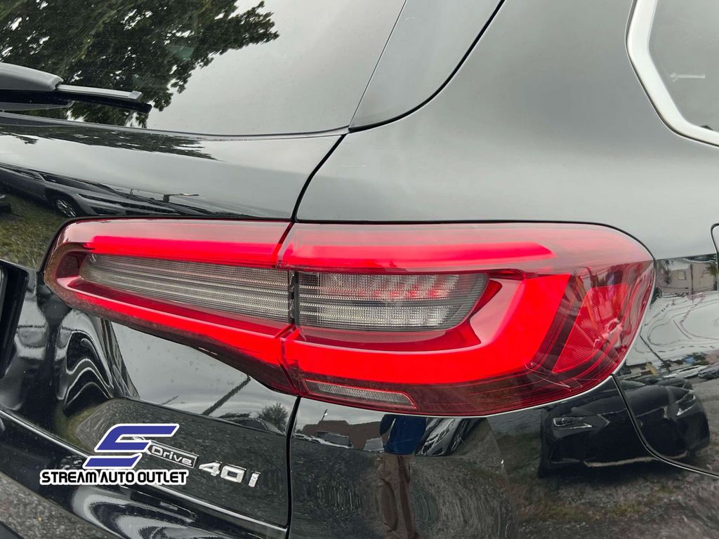 2023 Bmw X5 xDrive40i photo 3