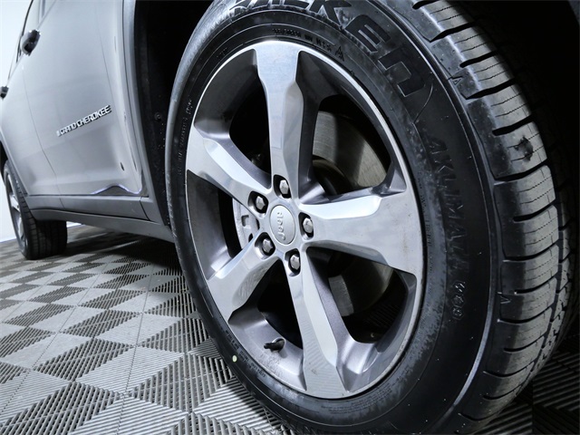 Certified 2022 Jeep Grand Cherokee L Limited with VIN 1C4RJKBGXN8538322 for sale in Apple Valley, Minnesota