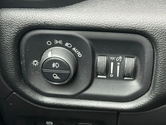 2022 Ram 1500 Laramie photo 17
