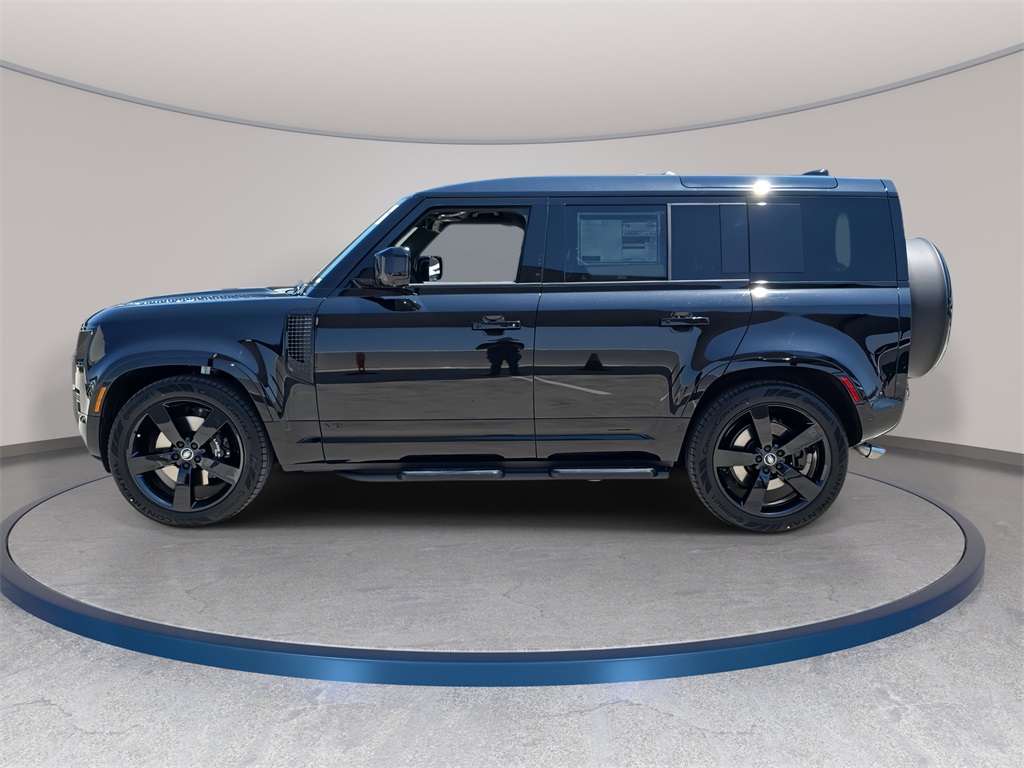 2025 Land Rover Defender 110 V8 photo 8