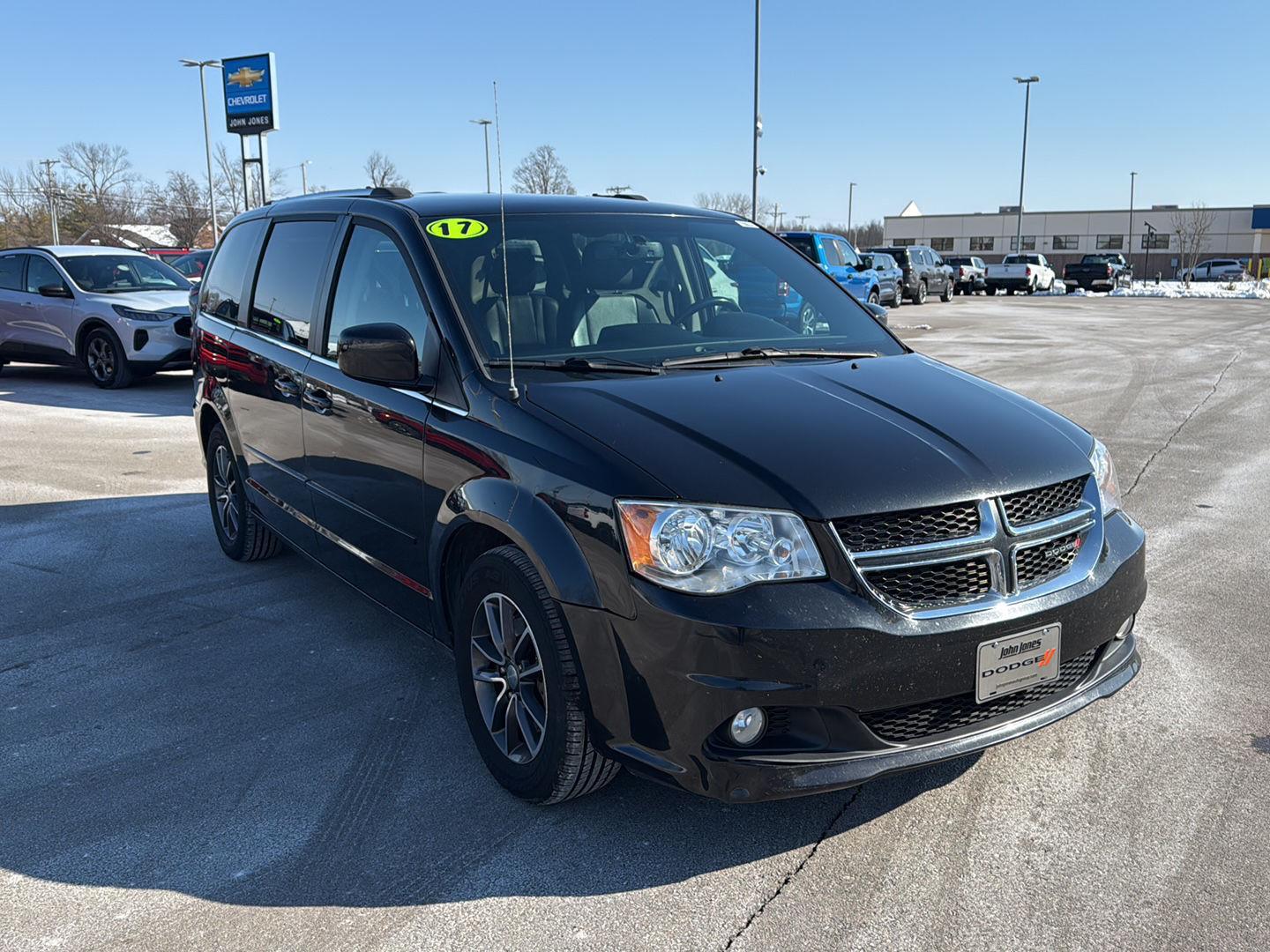 Used 2017 Dodge Grand Caravan SXT with VIN 2C4RDGCG4HR848476 for sale in Scottsburg, IN