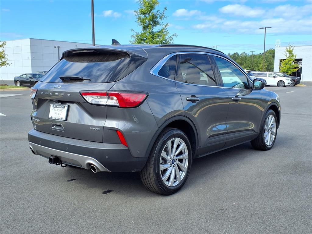 2022 Ford Escape Titanium photo 21