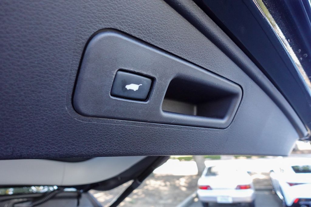 2019 Acura MDX photo 26