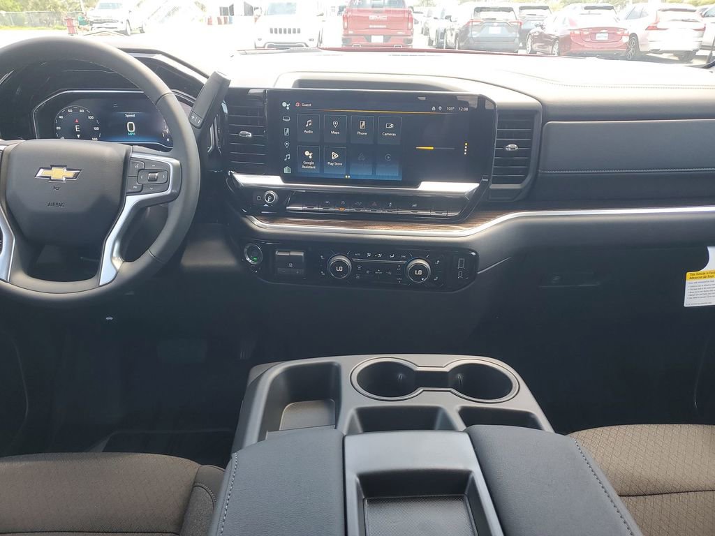 2025 Chevrolet Silverado 1500 LT photo 10