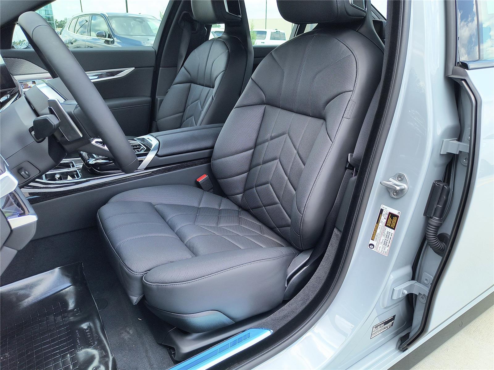 2025 Bmw 740i photo 5