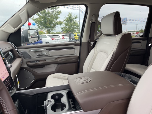 2026 Ram 1500 Laramie photo 10