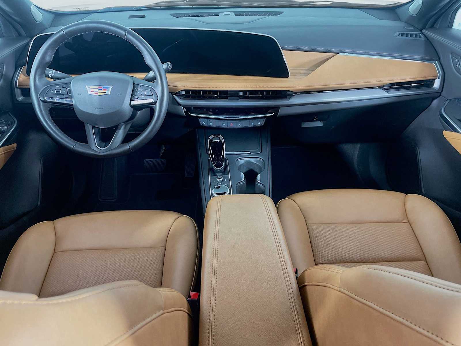 2025 Cadillac XT4 Premium Luxury photo 2