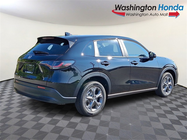 2026 Honda HR-V LX photo 3