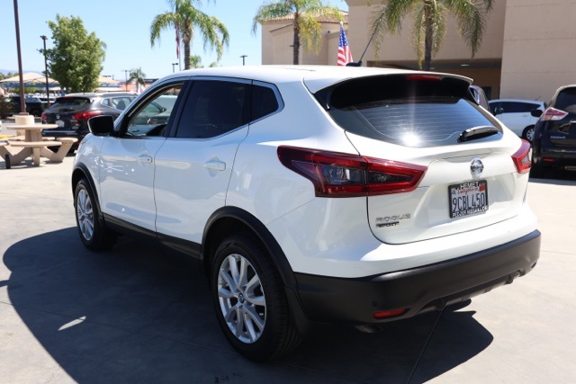 2022 Nissan Rogue Sport S photo 5