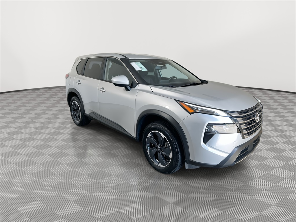 2024 Nissan Rogue SV photo 2