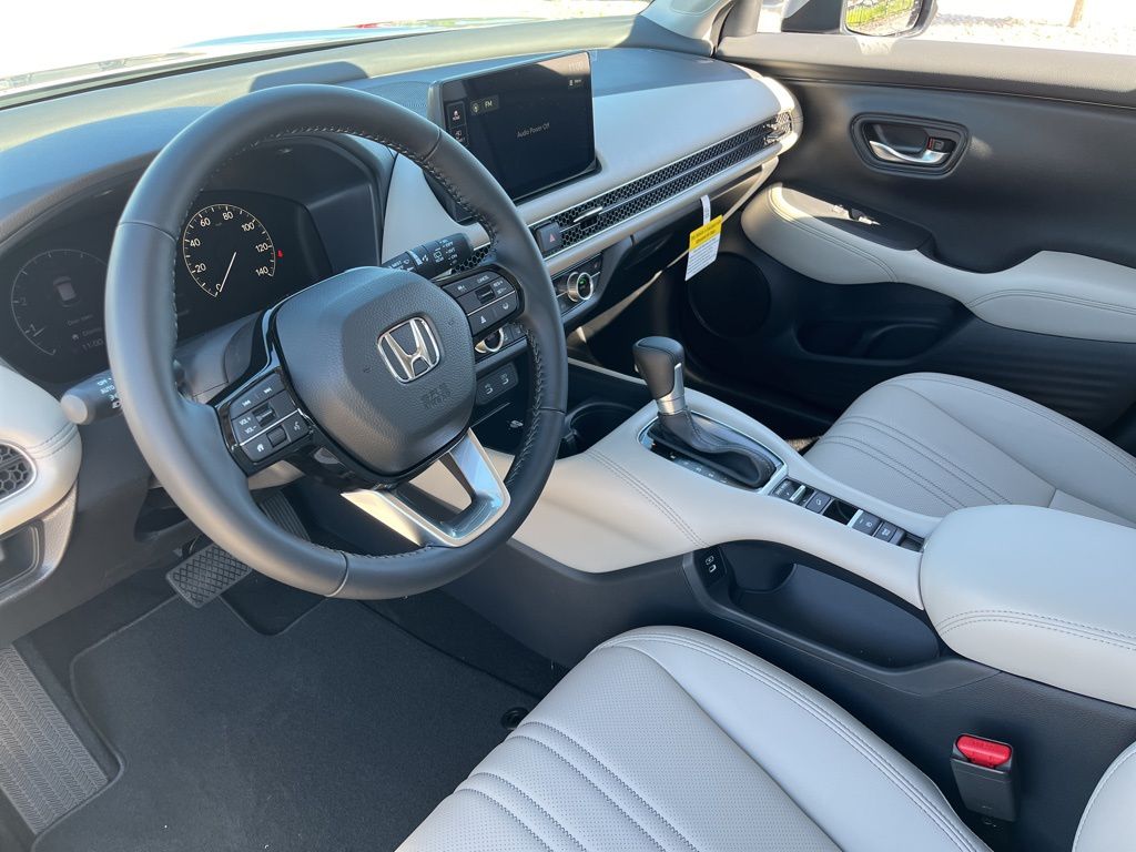 2026 Honda HR-V EX-L photo 7