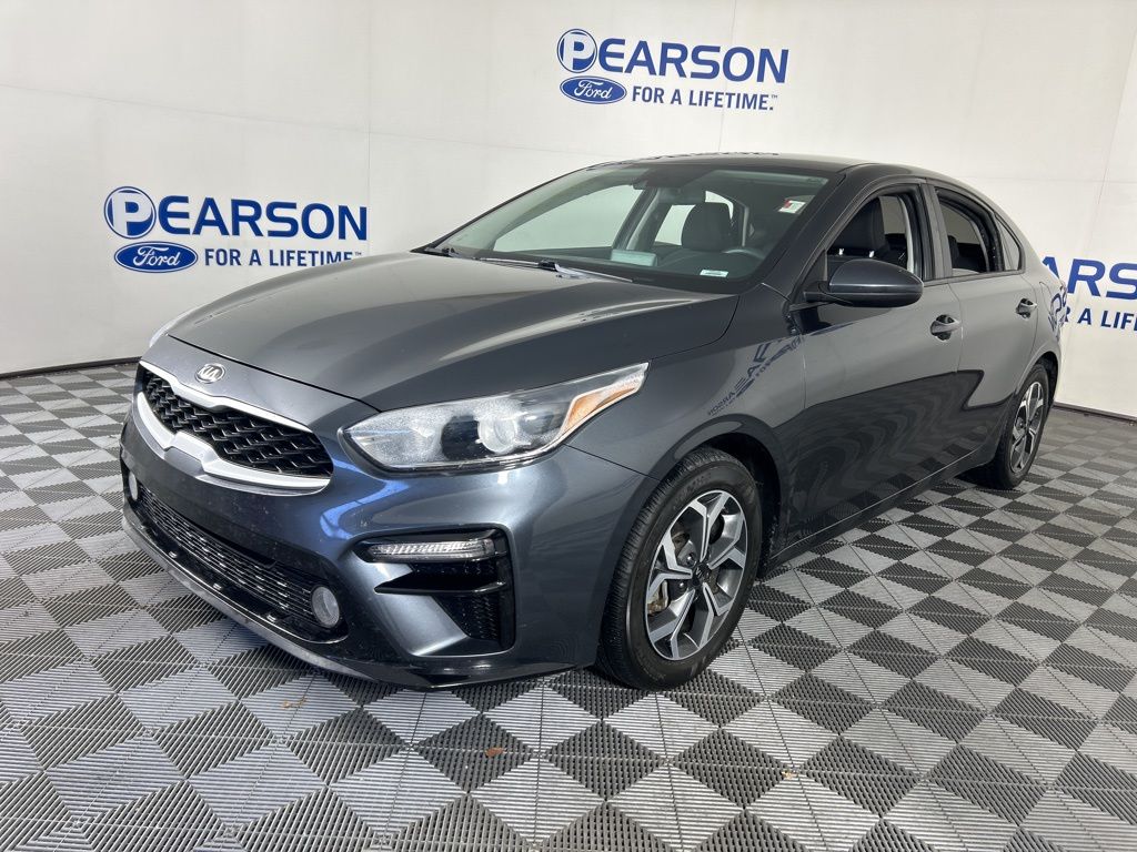2019 Kia Forte LXS's photo