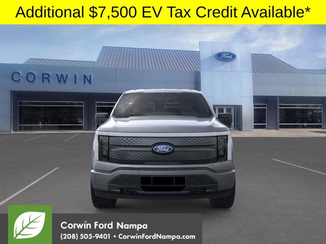 2025 Ford F-150 Lightning photo 4