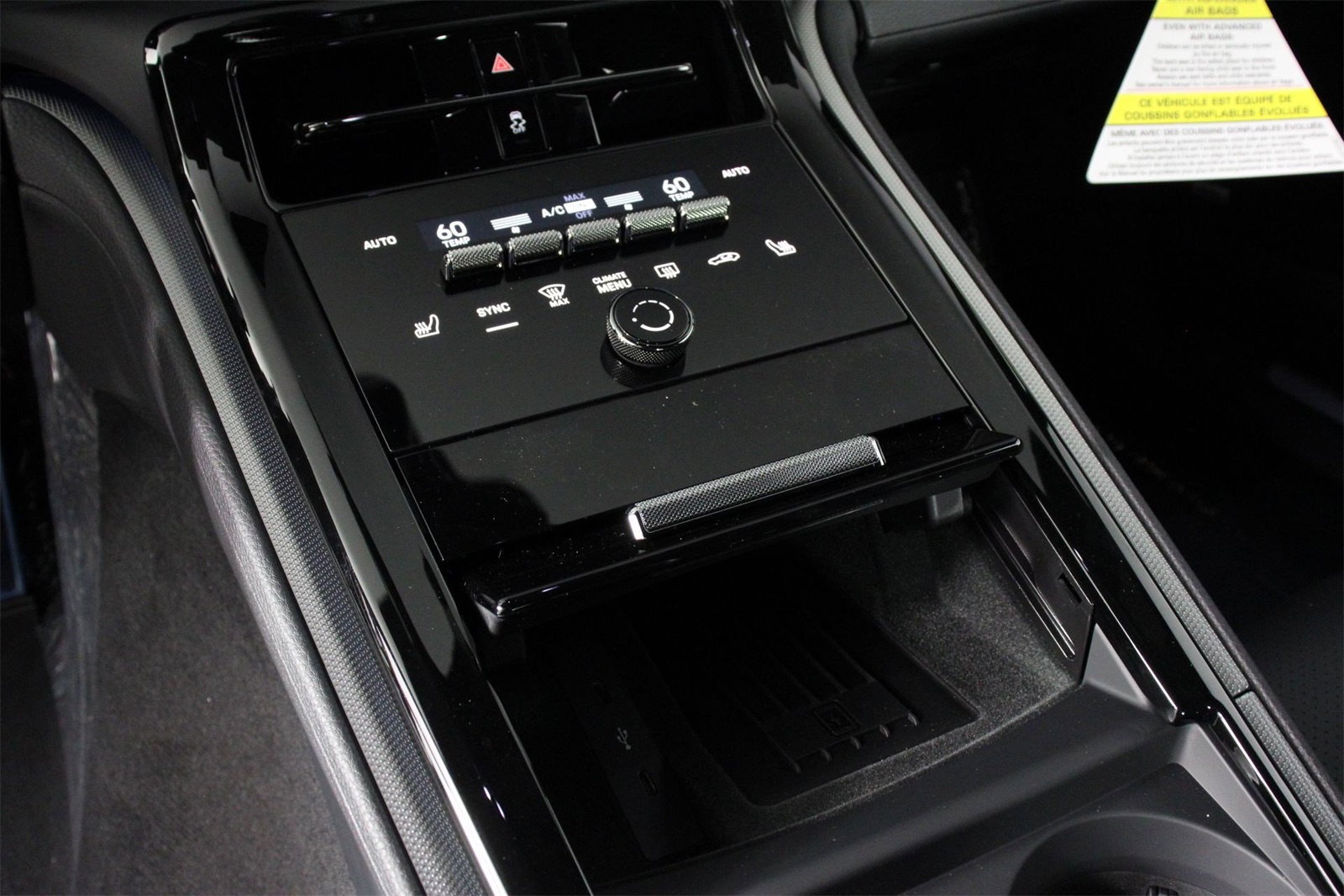 2025 Porsche Panamera 4 photo 14