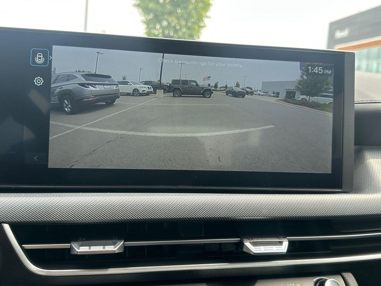 2025 Hyundai Sonata SEL photo 17