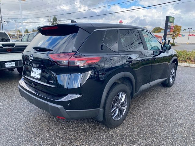 2024 Nissan Rogue S photo 3