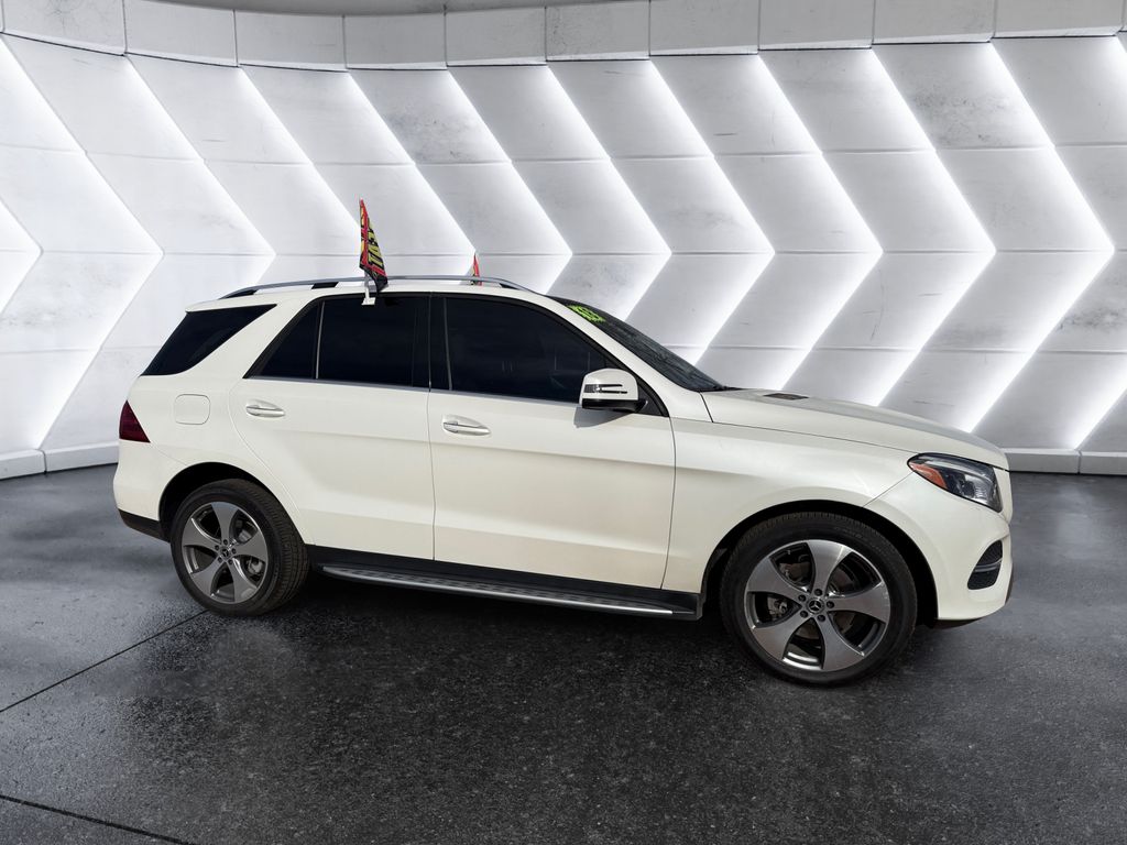 2018 Mercedes-Benz GLE-Class GLE350's photo