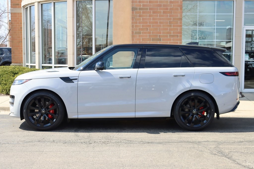 2025 LAND ROVER RANGE ROVER SPORT - Image 1