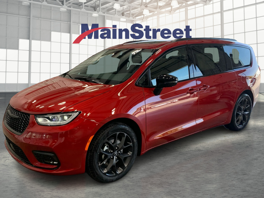 2026 Chrysler Pacifica Limited's photo