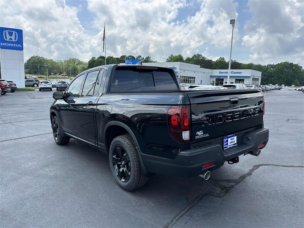 2025 Honda Ridgeline Black Edition photo 23