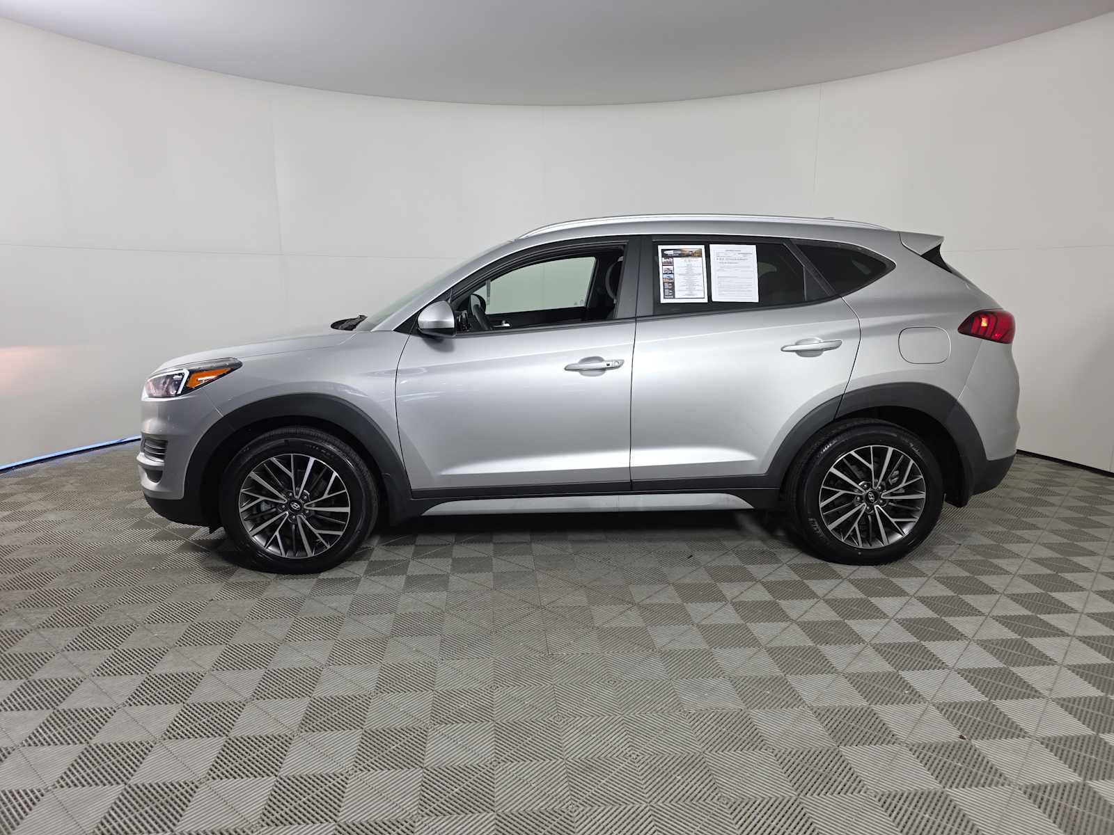 2020 Hyundai Tucson SEL photo 3