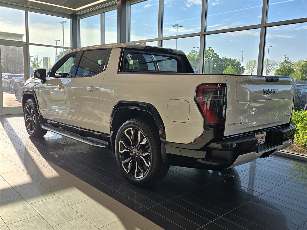 2025 Gmc Sierra EV Denali photo 3