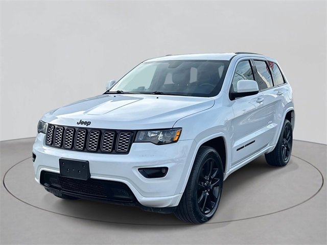 2018 Jeep Grand Cherokee Altitude's photo