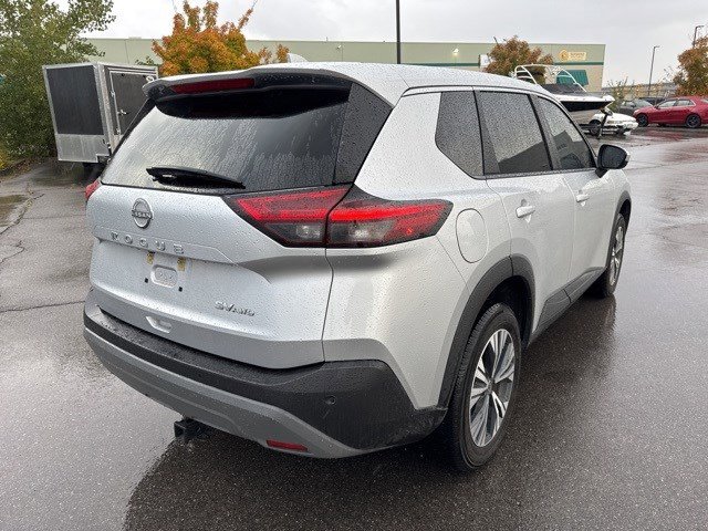 2023 Nissan Rogue SV photo 3