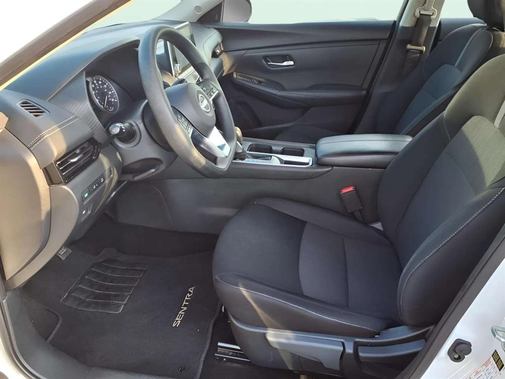 2024 Nissan Sentra SV photo 11
