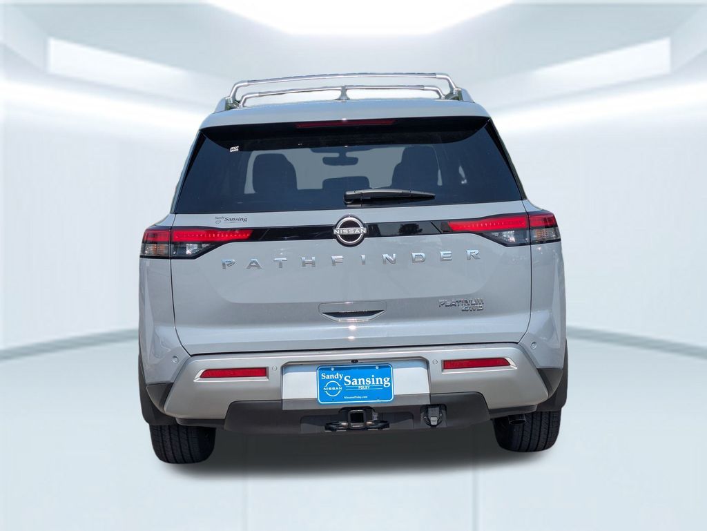 2025 Nissan Pathfinder Platinum photo 4