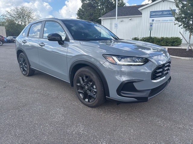 2025 Honda HR-V Sport photo 3