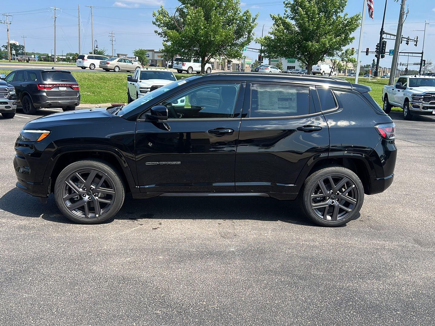 2025 Jeep Compass Limited photo 4