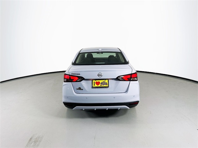 2025 Nissan Versa SV photo 6