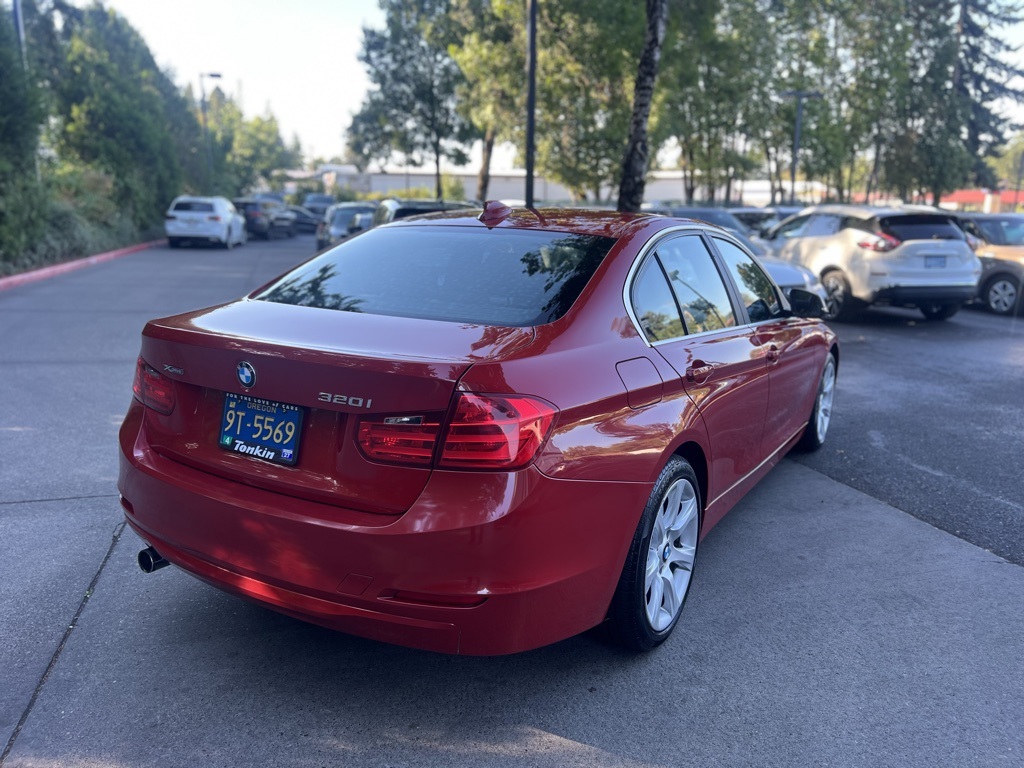 2015 Bmw 320i xDrive Sedan photo 3
