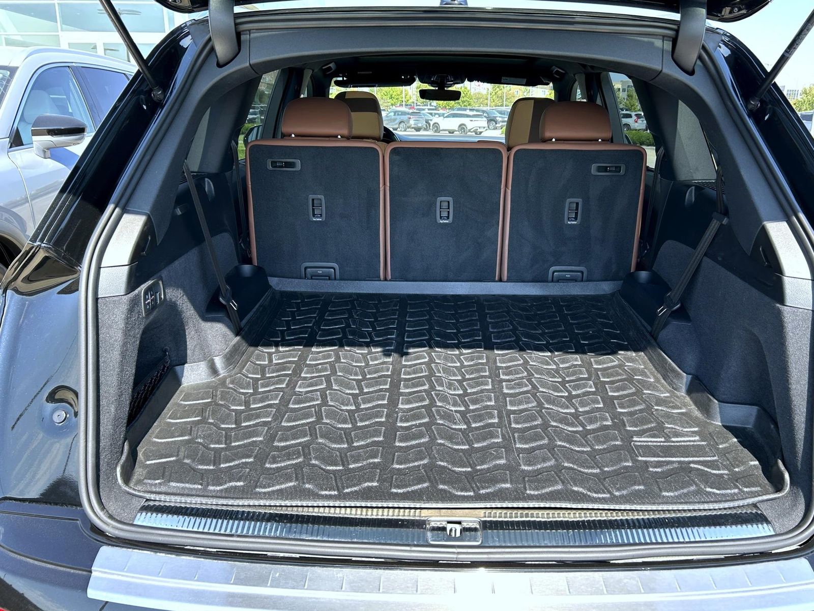 2022 Audi Q7 55 Premium Plus photo 16
