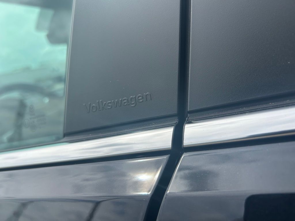 2026 Volkswagen Atlas SE Technology photo 19