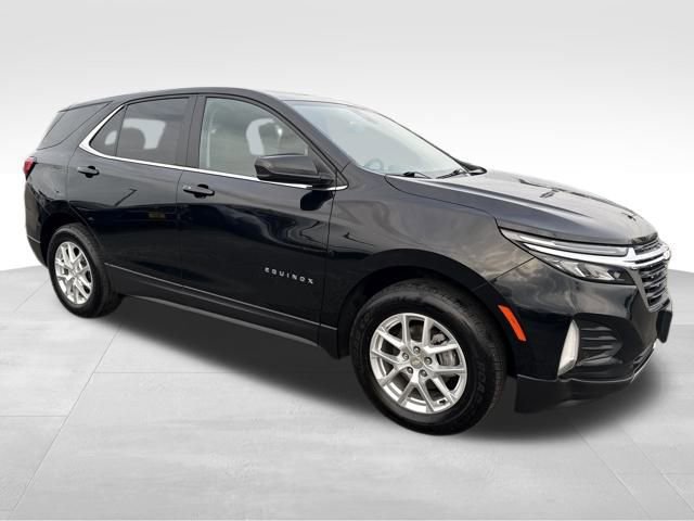 2022 Chevrolet Equinox LT's photo