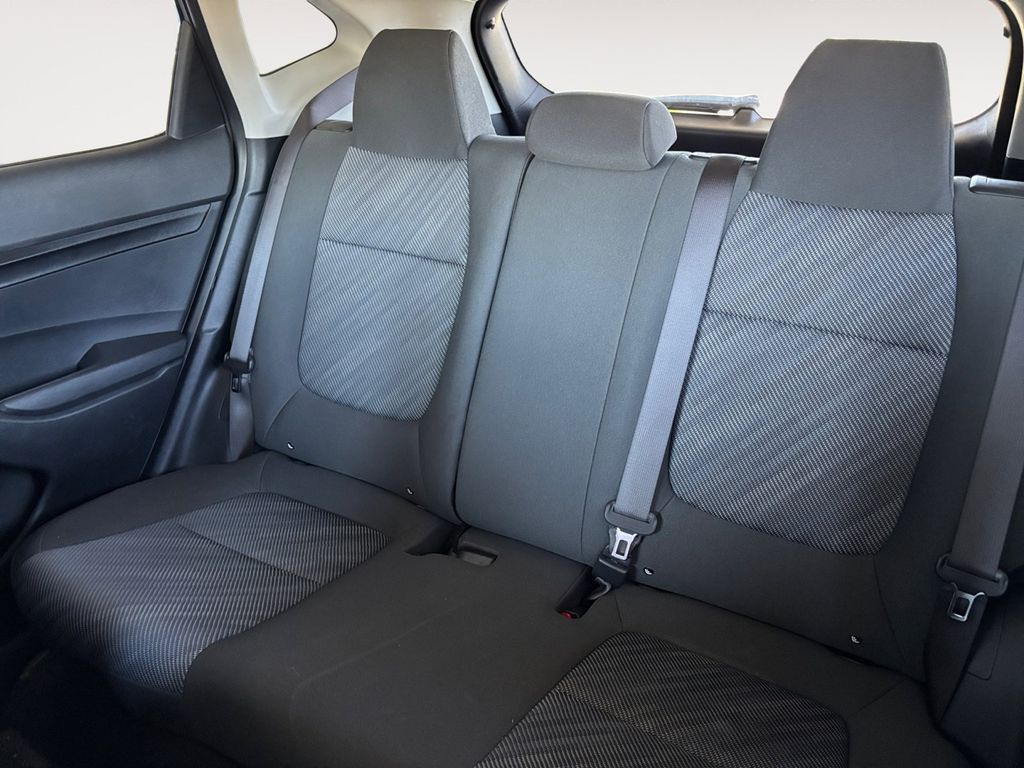 2025 Kia Seltos LX photo 22