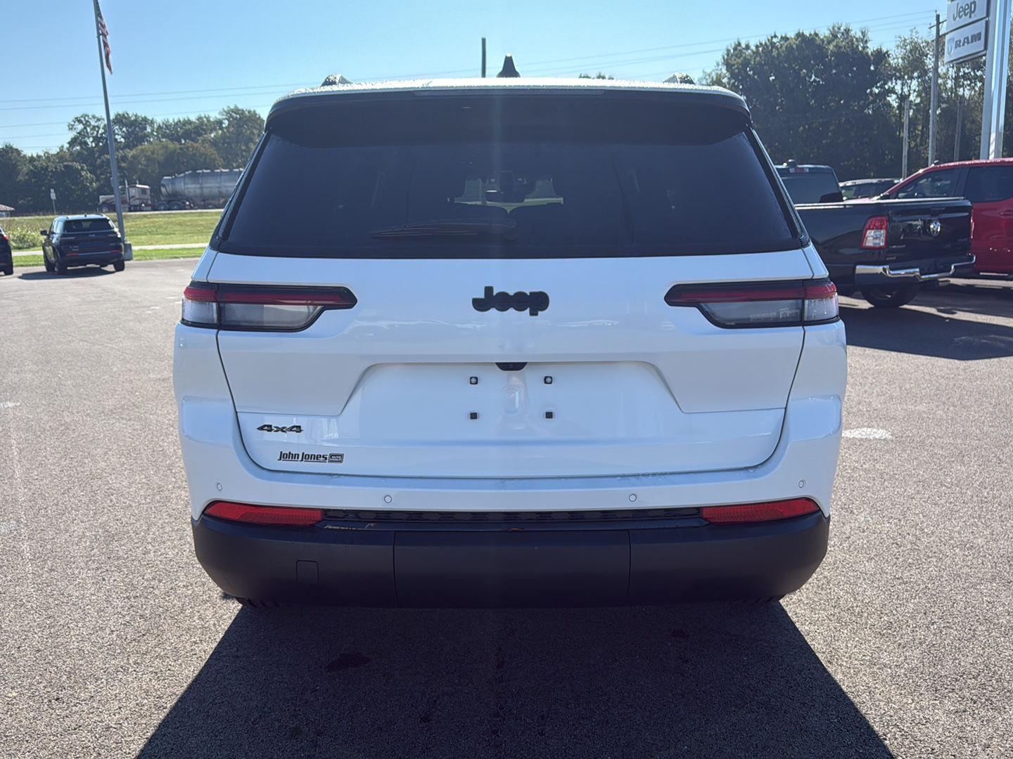 2025 Jeep Grand Cherokee Altitude X photo 16