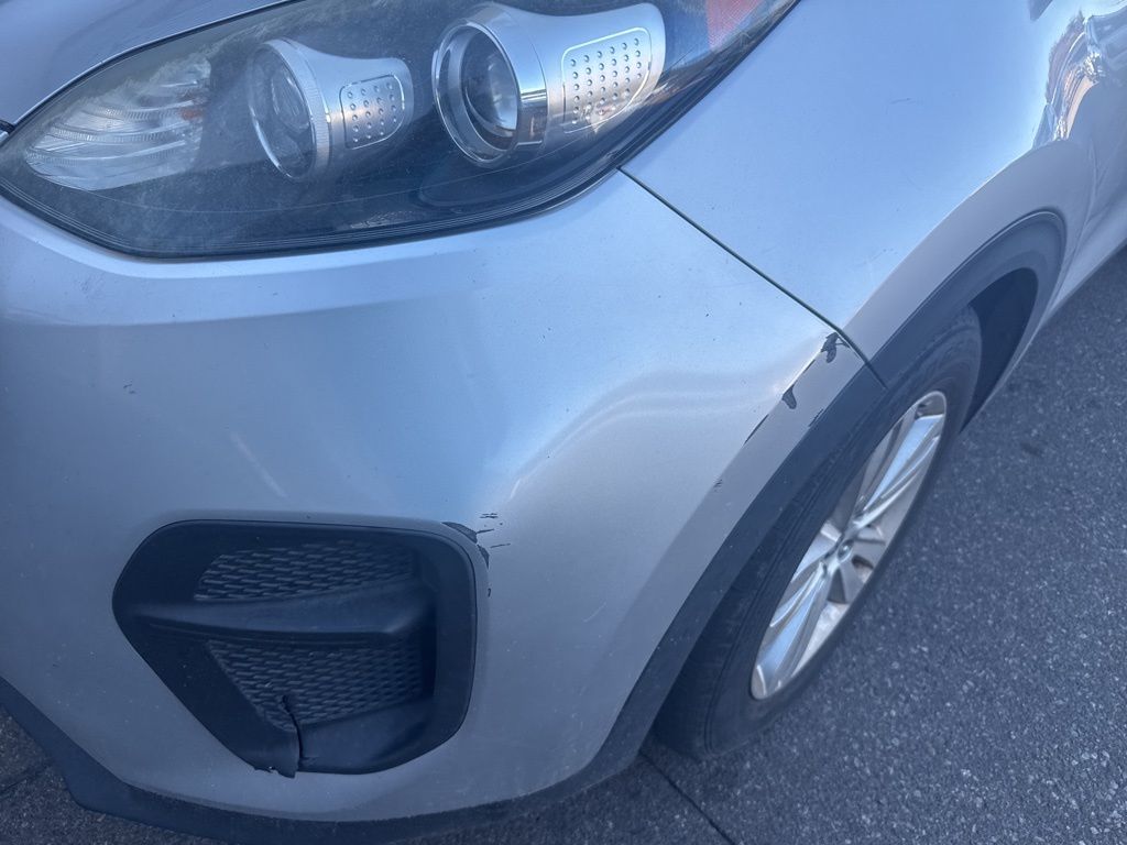 2019 Kia Sportage LX photo 3