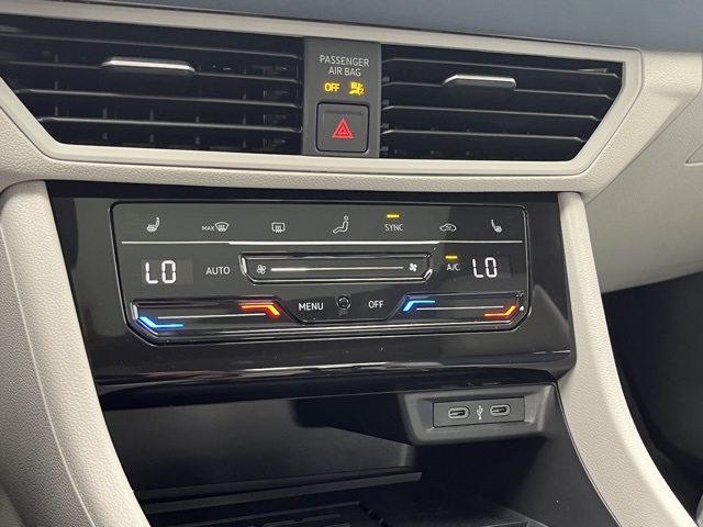 2026 Volkswagen Jetta SE photo 37