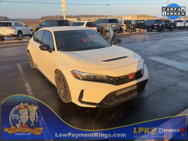 2024 Honda Civic Hatchback Type-R's photo