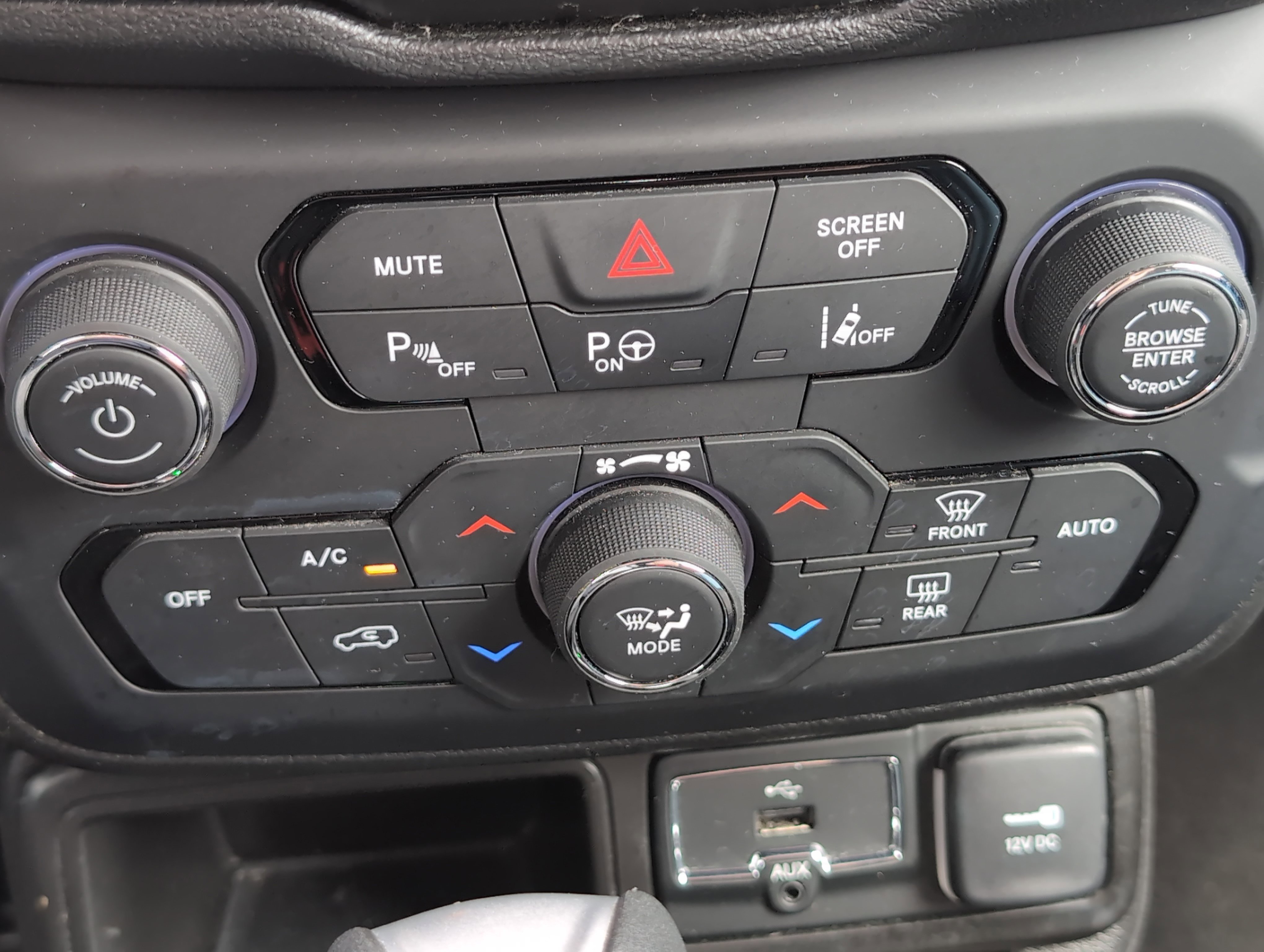 2021 Jeep Renegade Latitude photo 22