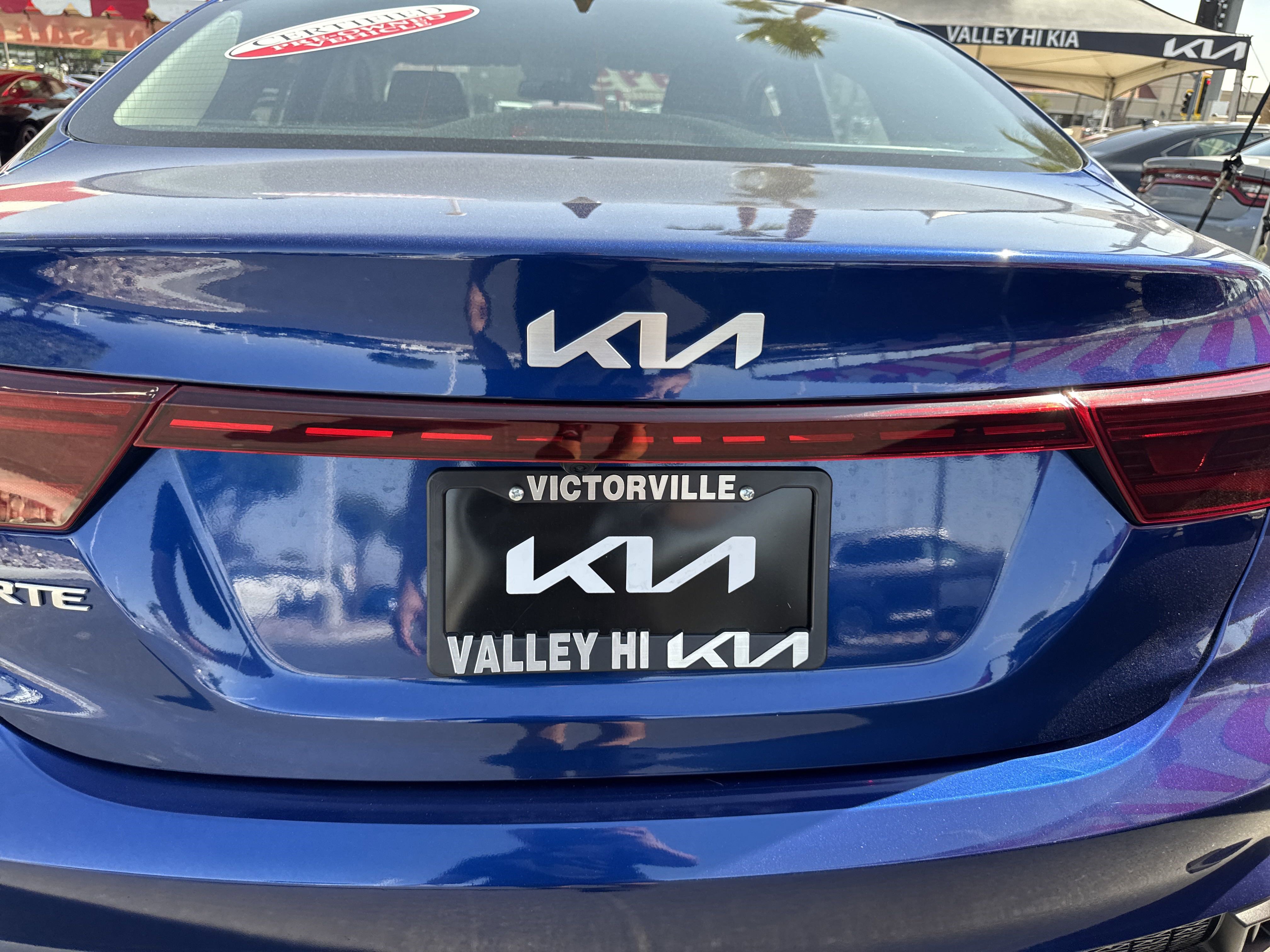 2023 Kia Forte LXS photo 3