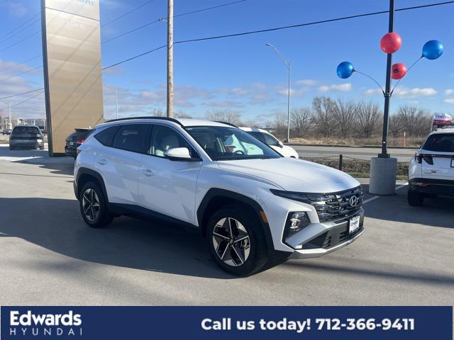 2025 Hyundai Tucson SEL photo 3