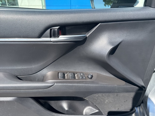 2024 Toyota Camry SE photo 7