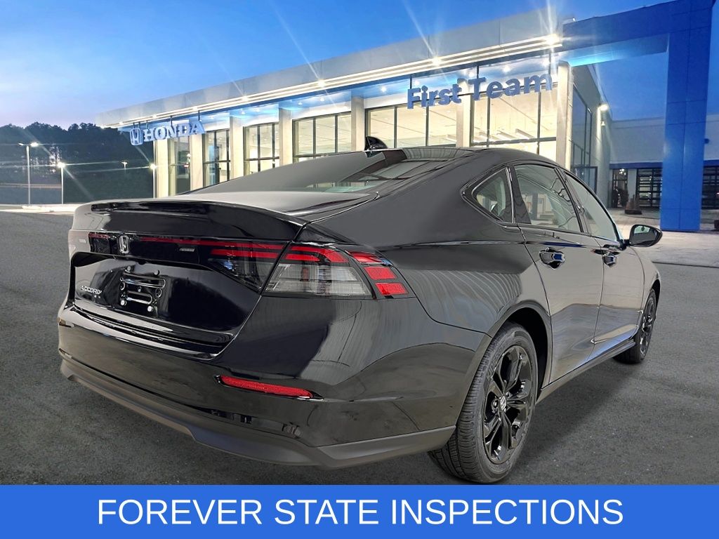 2025 Honda Accord SE photo 3