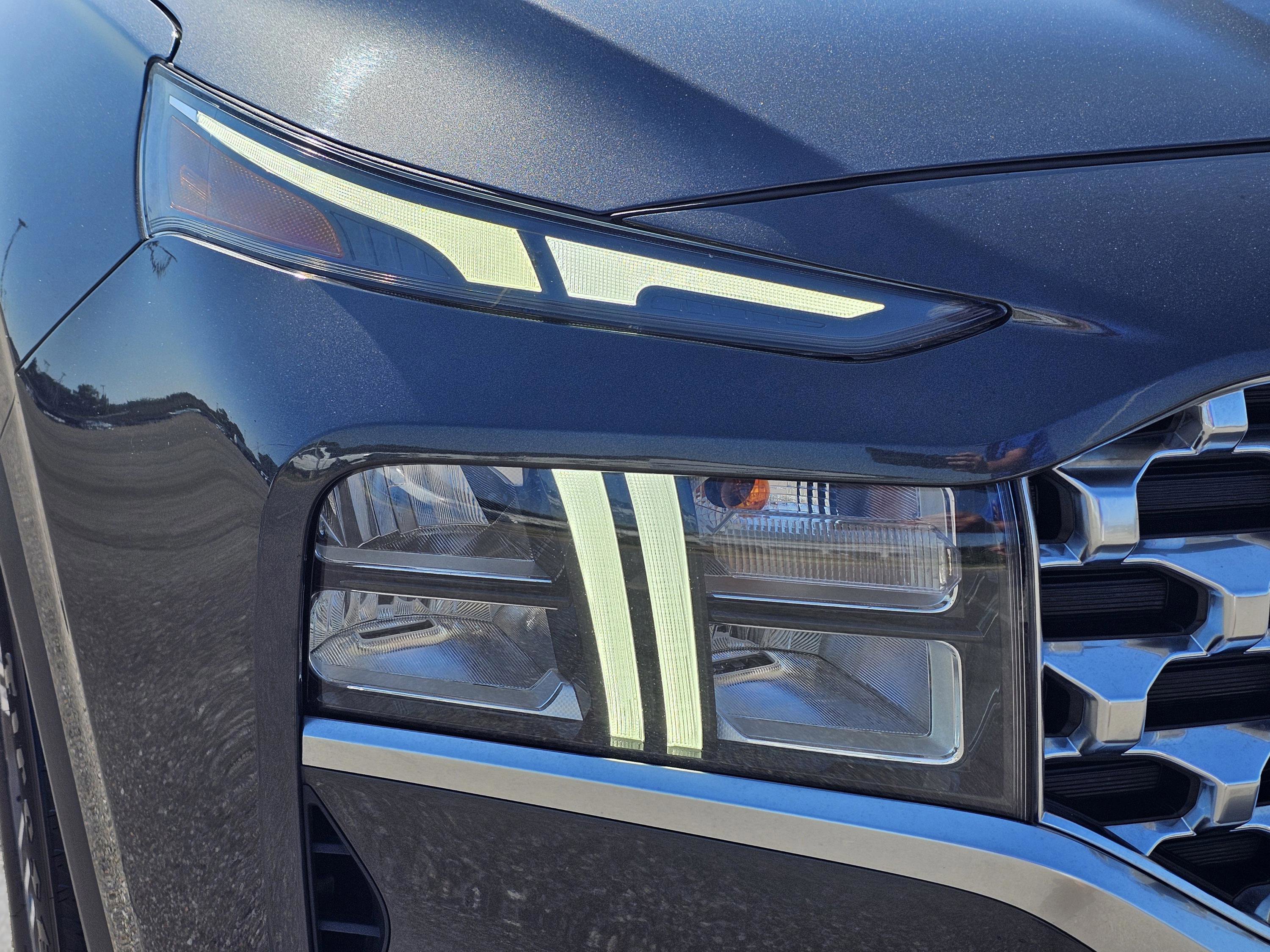 2023 Hyundai Santa Fe SEL Premium photo 4